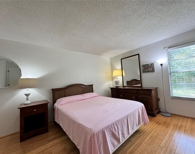 3610 59th Avenue W - Photo Thumbnail 19