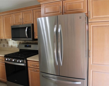 3931 Day Bridge Place - Photo Thumbnail 3