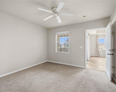 1025 Villagio Circle - Photo Thumbnail 24