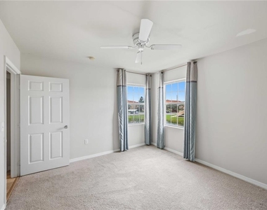1025 Villagio Circle - Photo Thumbnail 29