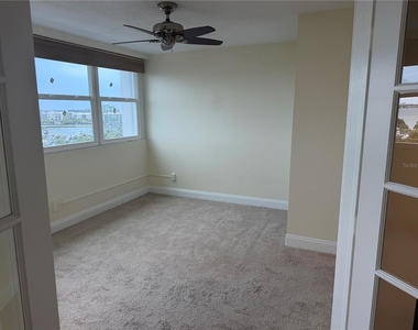 33 S Gulfstream Avenue - Photo Thumbnail 17
