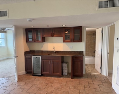 33 S Gulfstream Avenue - Photo Thumbnail 11