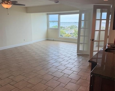 33 S Gulfstream Avenue - Photo Thumbnail 13
