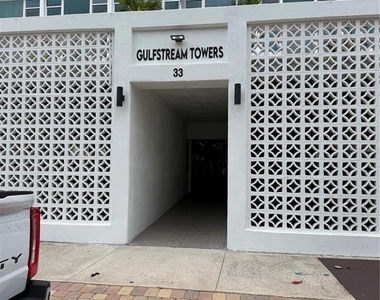 33 S Gulfstream Avenue - Photo Thumbnail 2