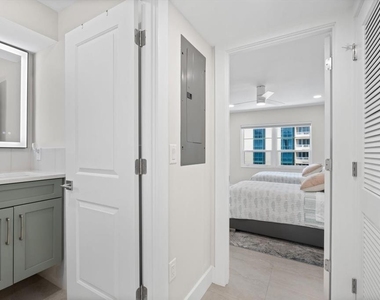 800 Benjamin Franklin Drive - Photo Thumbnail 18
