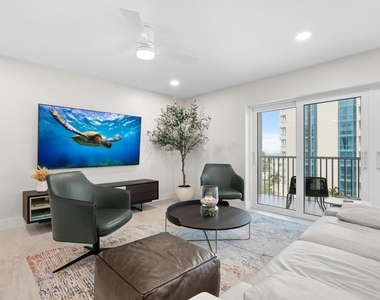800 Benjamin Franklin Drive - Photo Thumbnail 10