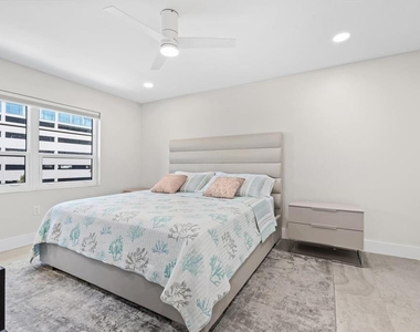 800 Benjamin Franklin Drive - Photo Thumbnail 12