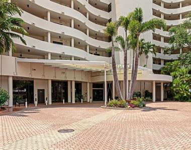 1255 N Gulfstream Avenue - Photo Thumbnail 52