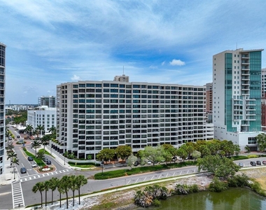 1255 N Gulfstream Avenue - Photo Thumbnail 95