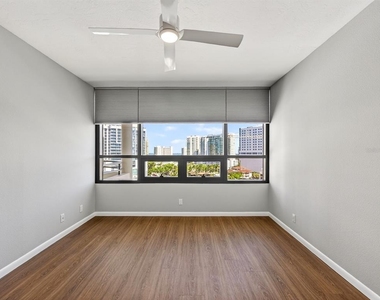 1255 N Gulfstream Avenue - Photo Thumbnail 18