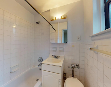  East 93rd Street - Photo Thumbnail 4