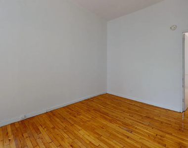  East 93rd Street - Photo Thumbnail 3
