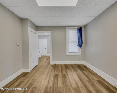 1007 Washburn Street - Photo Thumbnail 6