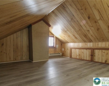 330 Walnut Street - Photo Thumbnail 12