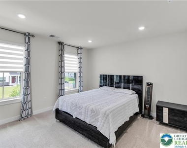 8548 Lafayette Lane - Photo Thumbnail 42