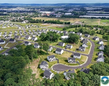 8548 Lafayette Lane - Photo Thumbnail 13