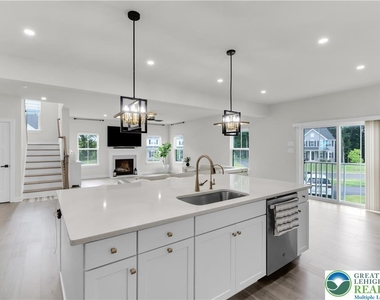 8548 Lafayette Lane - Photo Thumbnail 29