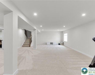 8548 Lafayette Lane - Photo Thumbnail 58