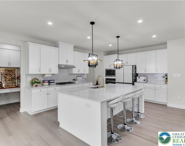 8548 Lafayette Lane - Photo Thumbnail 27