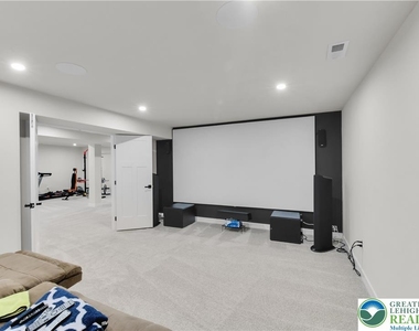 8548 Lafayette Lane - Photo Thumbnail 54