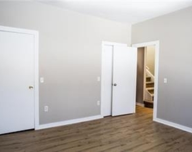 344 Bushkill Street - Photo Thumbnail 8
