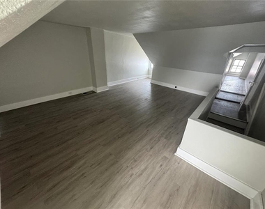 1237 Butler Street - Photo Thumbnail 7