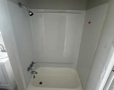 1237 Butler Street - Photo Thumbnail 9