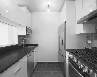 West 63rd Street - Photo Thumbnail 1