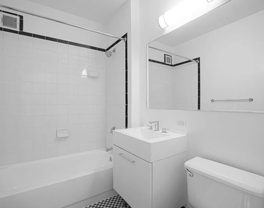 West 63rd Street - Photo Thumbnail 3