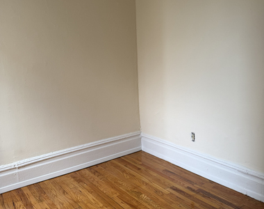 24-35 Steinway Street - Photo Thumbnail 13