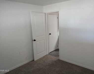 602 Raymundo Road - Photo Thumbnail 13