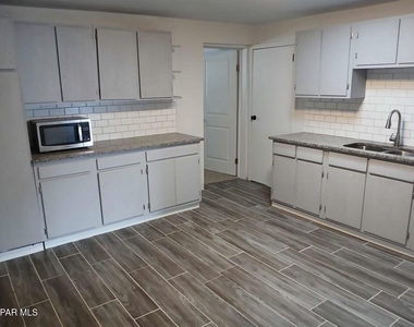602 Raymundo Road - Photo Thumbnail 12
