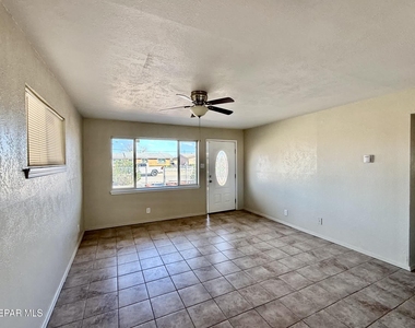 2801 Hawick Road - Photo Thumbnail 1