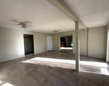2801 Hawick Road - Photo Thumbnail 23