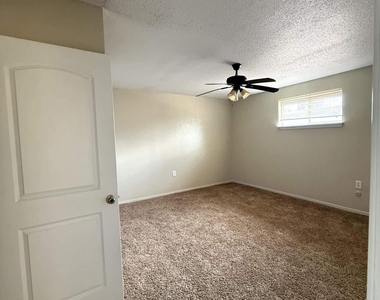 2801 Hawick Road - Photo Thumbnail 18