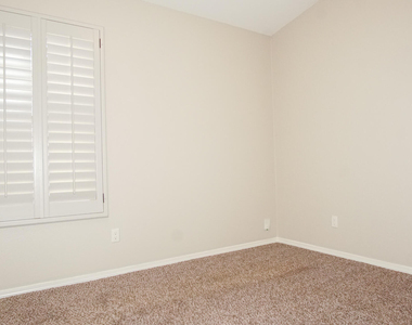 14816 Tierra Haven Avenue - Photo Thumbnail 12