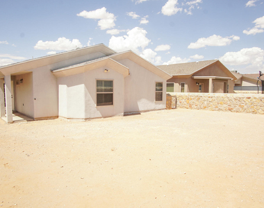 14816 Tierra Haven Avenue - Photo Thumbnail 23