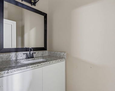 12252 Desert Dove Avenue - Photo Thumbnail 11