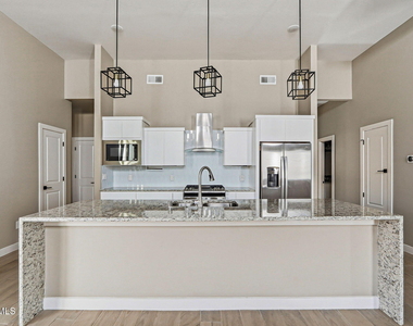 12252 Desert Dove Avenue - Photo Thumbnail 6