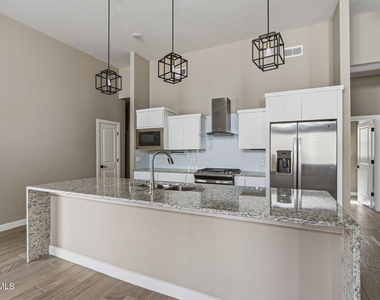 12252 Desert Dove Avenue - Photo Thumbnail 5