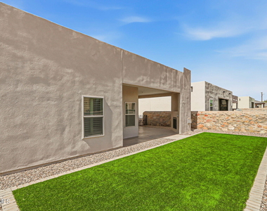 12252 Desert Dove Avenue - Photo Thumbnail 25