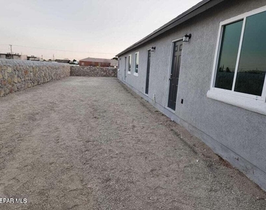 7838 Mount Latona Drive - Photo Thumbnail 7
