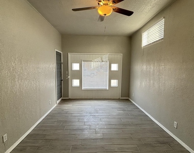 821 Olson Street - Photo Thumbnail 2