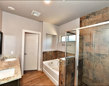 14925 Willie Worsley Avenue - Photo Thumbnail 24