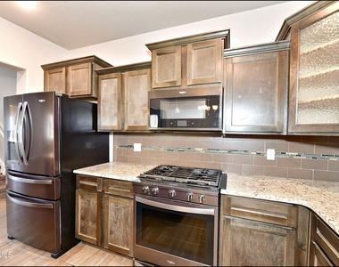 14925 Willie Worsley Avenue - Photo Thumbnail 15