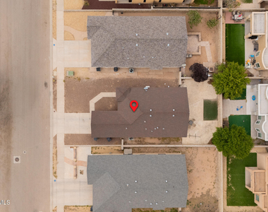 2232 Honour Point Place - Photo Thumbnail 2