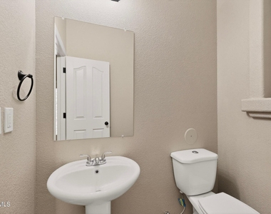 4921 Adrian Campos Street - Photo Thumbnail 18