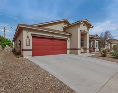 4921 Adrian Campos Street - Photo Thumbnail 3