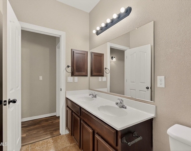 4921 Adrian Campos Street - Photo Thumbnail 35