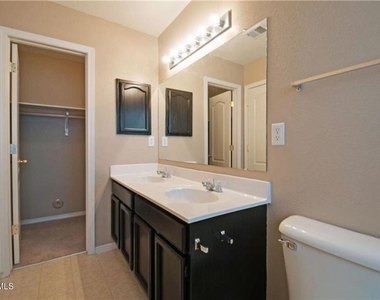 304 Jim Hofher Place - Photo Thumbnail 9